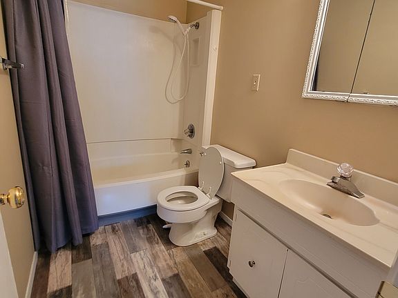 5th image of 246 N 4th St #1