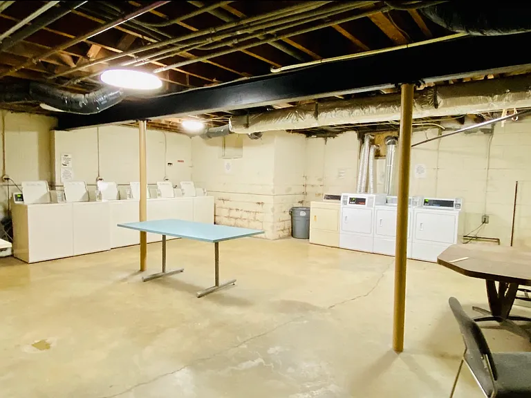 3425 Kensington Avenue — Photo 26