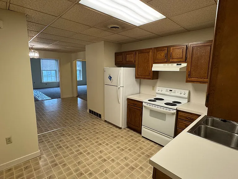 116 W. Market St. — Photo 3