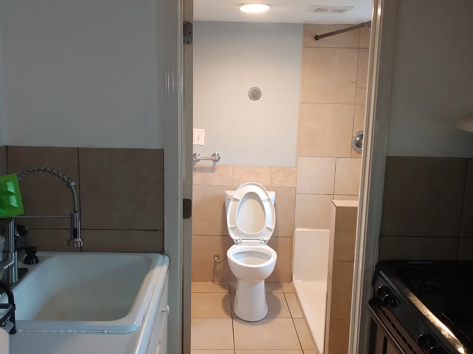 2 bed, 500 sqft, $1,100 — Photo 4
