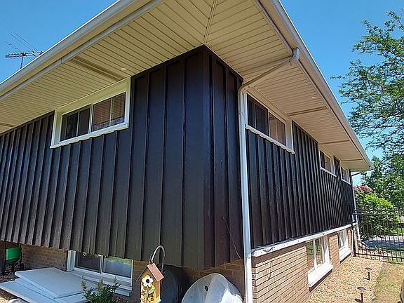 3rd image of 4302 Hidalgo Ln