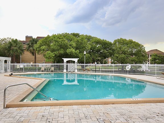 4th image of 5601 Rosebriar Way APT S305