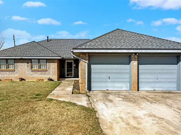 127 SE Berkshire Way, Lawton, OK 73501