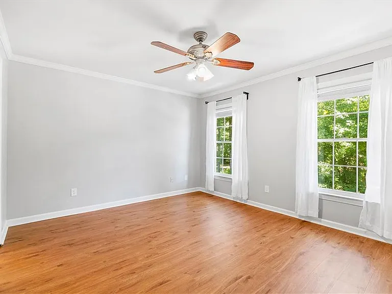 46 Mount Vernon Cir — Photo 19