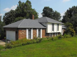 583 Jay Dr, Gallipolis, OH 45631