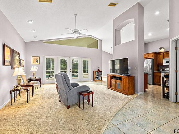 5th image of 17 Gale Ln
