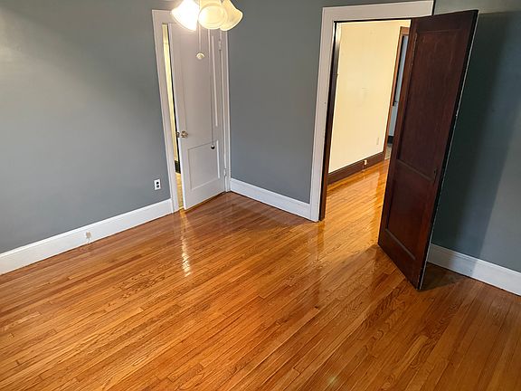 3rd image of 38 Layton St Unit 1