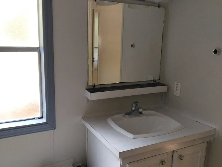 15509 Parret Ln — Photo 18