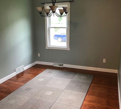 Dining room off kitchen
