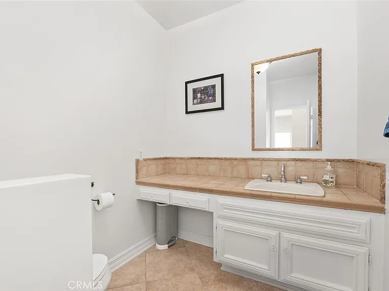 22241 Dardenne St — Photo 20