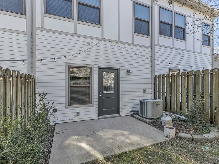 600 Garfield St #12 — Photo 21