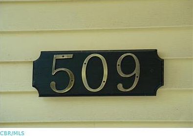 4th image of 509 W 9th St