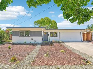606 W 9th St, Santa Rosa, CA 95401