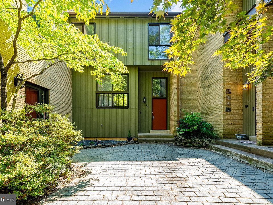 1st image of 3141 Eakin Park Ct