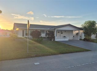 5715 NW 84th Ter, Tamarac, FL 33321