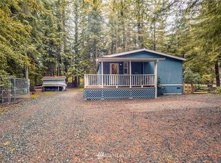 8683 Bell Ct, Maple Falls, WA