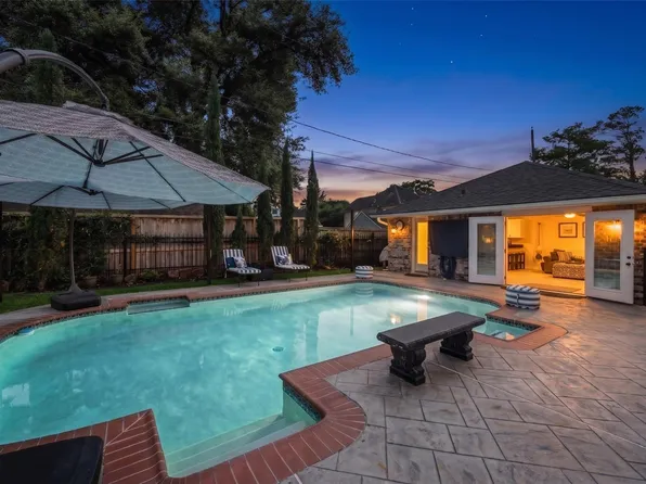 835 W 43rd St, Houston, TX 77018