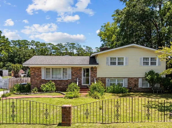 708 Charlotte Rd., Myrtle Beach, SC 29577