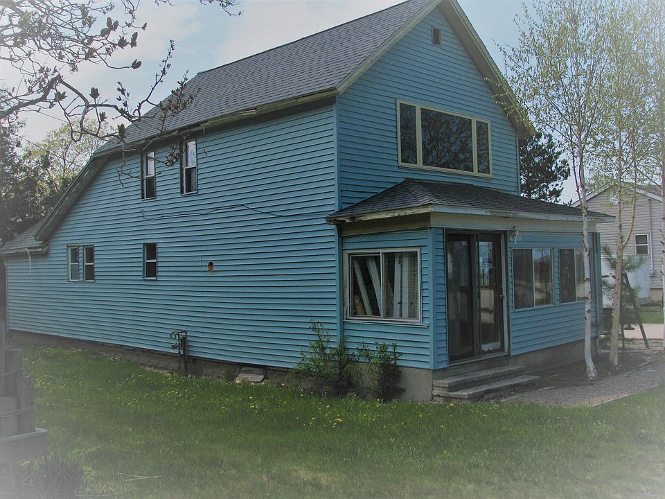 1st image of 1309 Lake St