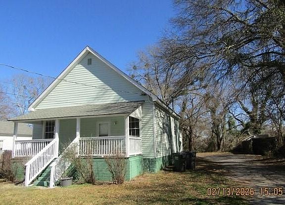 2nd image of 1645 Main St NE
