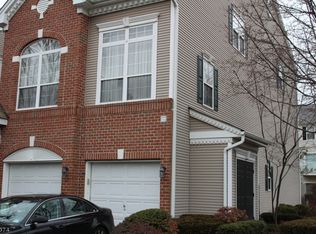 901 Redspire Dr UNIT 901, Union, NJ 07083