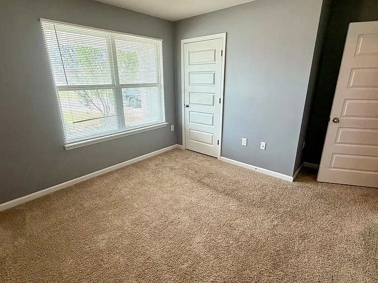 4113 Brighton Blvd — Photo 12