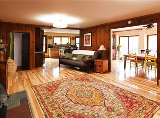 186 Bellvale Lakes Rd, Warwick, NY 10990