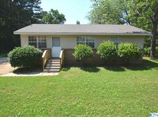 4818 Mastin Lake Rd NW, Huntsville, AL 35810