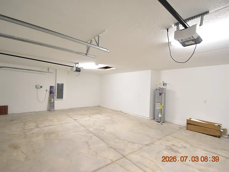 3507 N Maryland Ave — Photo 51