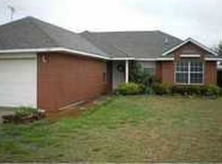 109 Parkwoods Ct, Noble, OK 73068