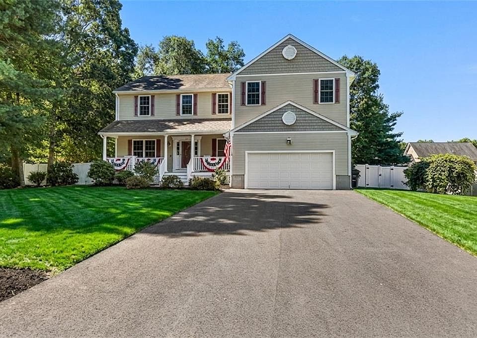 1st image of 22 Arbor Dr
