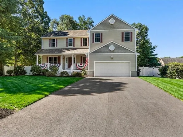 22 Arbor Dr, Coventry, RI 02816