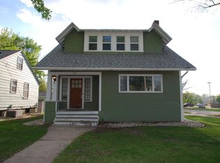 729 11th Ave, Brookings, SD 57006