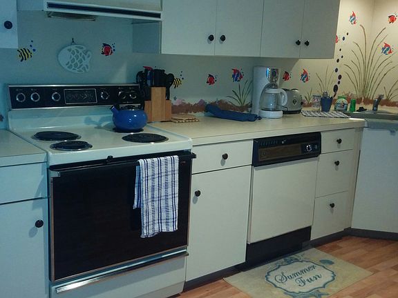 4th image of 1145-47 West Ave #1