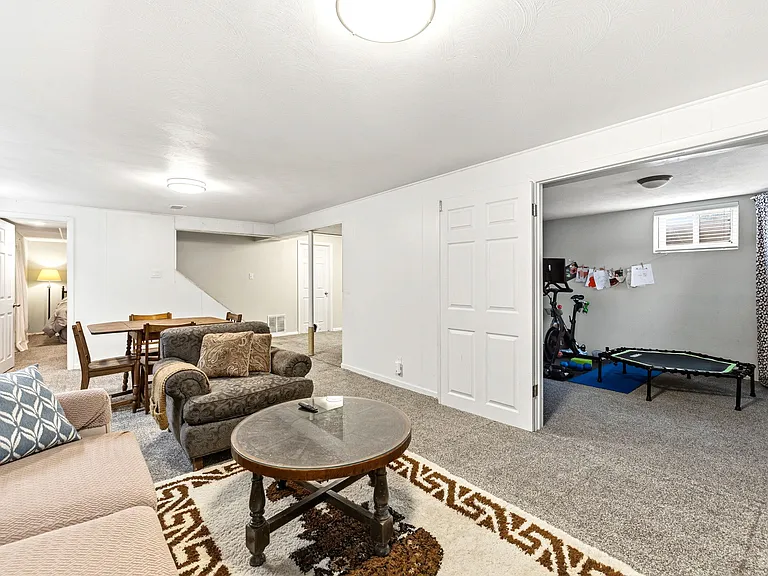 6146 S Josephine Way — Photo 32