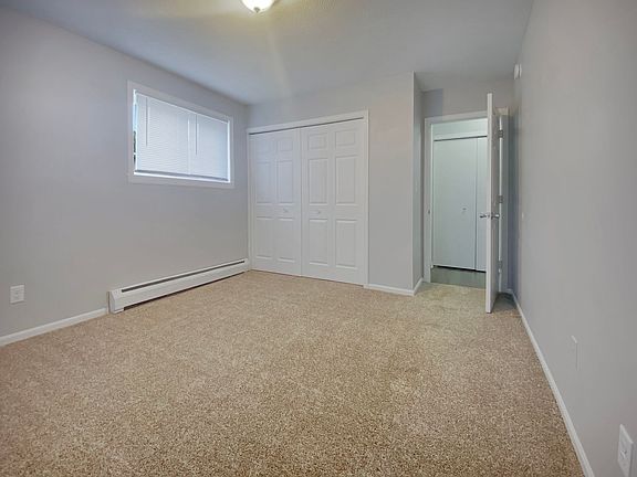3rd image of 531 W 20th St #37