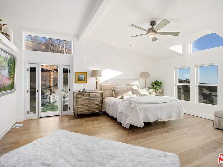 33310 Hassted Dr — Photo 17