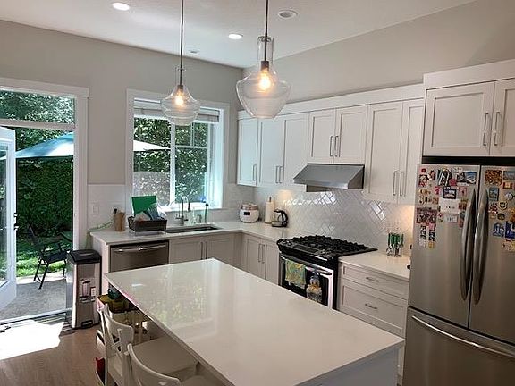 5th image of 2855 158th St #48