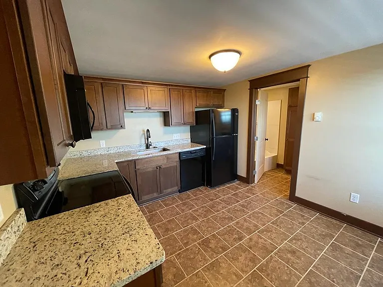 Large eat-in kitchen
