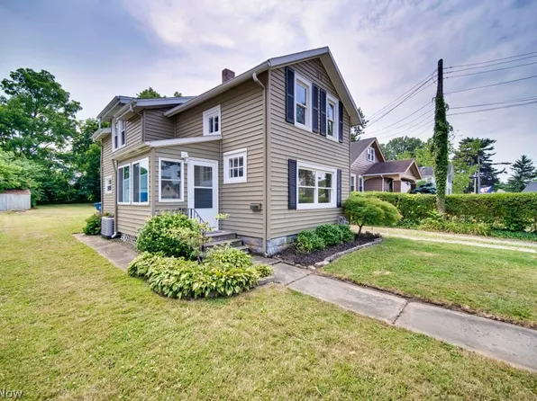 577 Middle St, Amherst, OH 44001