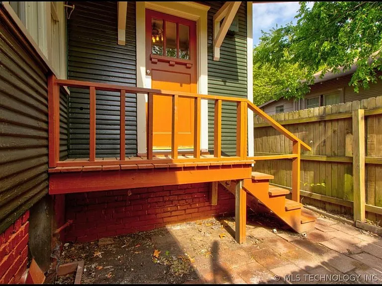 608 N McKinley Ave — Photo 11