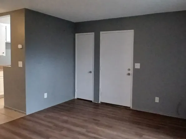 25870 Stanford St APT 2D, Hemet, CA 92544