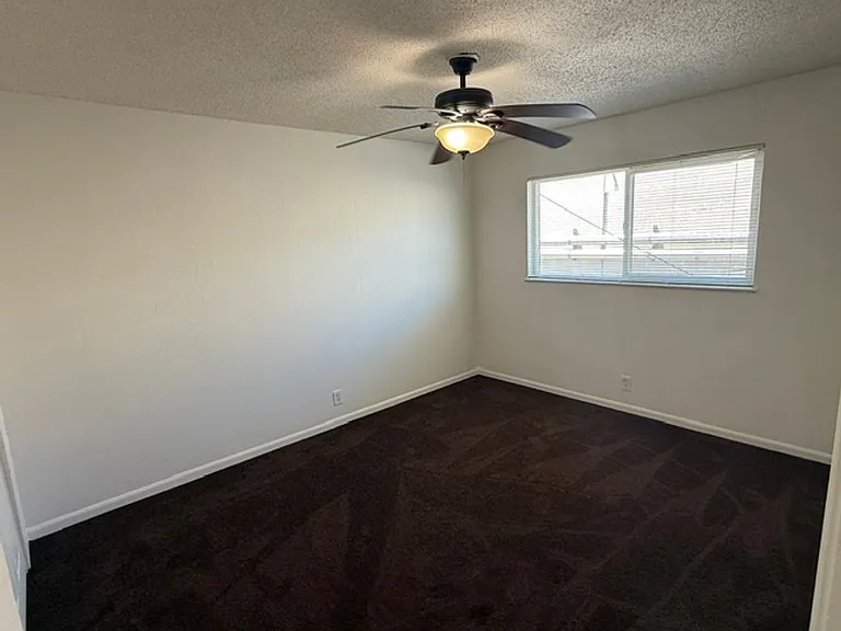 Appian Way, 4861 — Photo 14