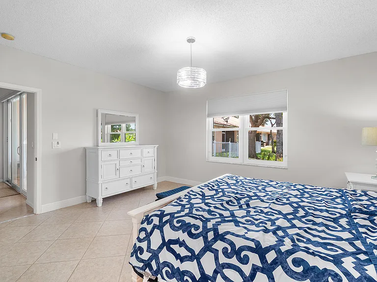 2473 S Coral Trace Cir — Photo 12