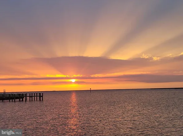 560 Wellington Rd, Crisfield, MD 21817