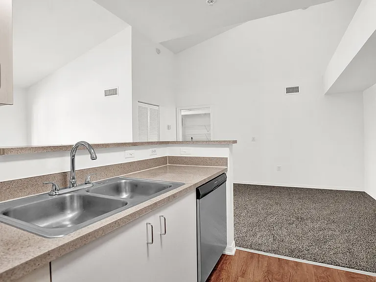 Devonaire HC LLC — Photo 12