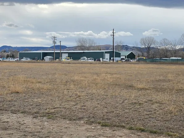 140 Cinema Dr, Buffalo, WY 82834