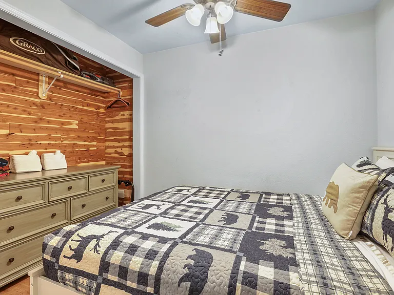 1300 Regency Way #30 — Photo 6