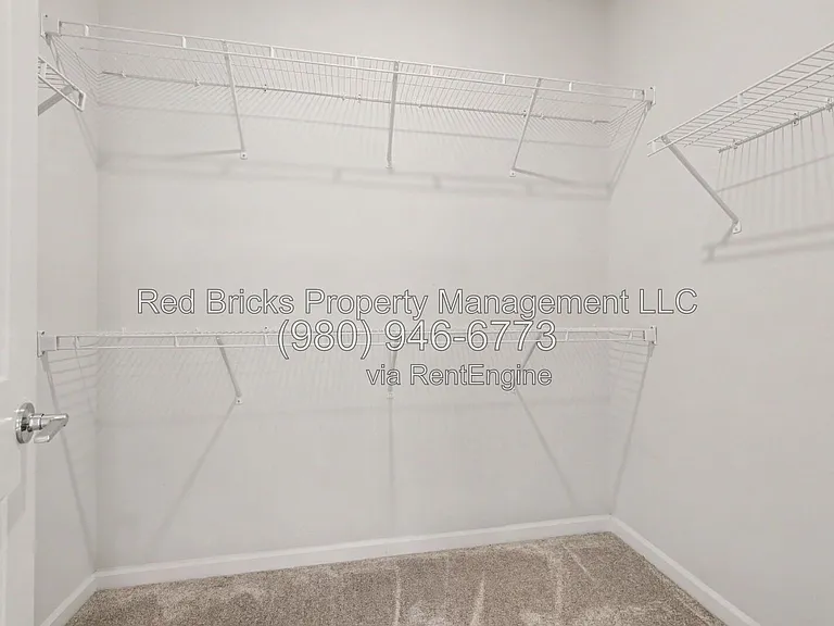 1420 Blanche St — Photo 23