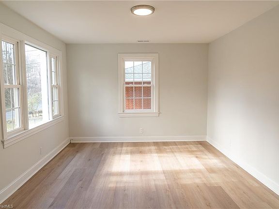 5th image of 618 Ashland Dr